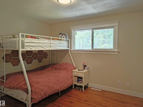 1, 49321 Range Road 72, Rural Brazeau County, AB - Indoor Photo Showing Bedroom