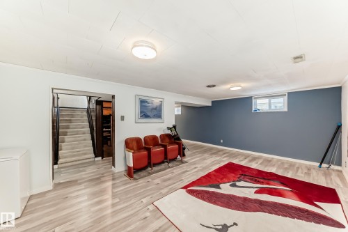 10927 146 Street, Edmonton, AB - Indoor