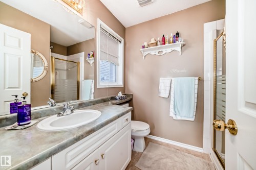 40 Heritage Crescent, Stony Plain, AB - Indoor Photo Showing Bathroom