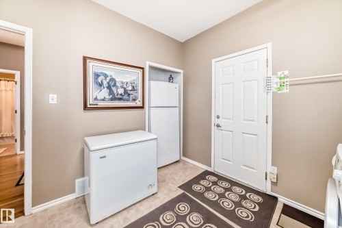 40 Heritage Crescent, Stony Plain, AB - Indoor