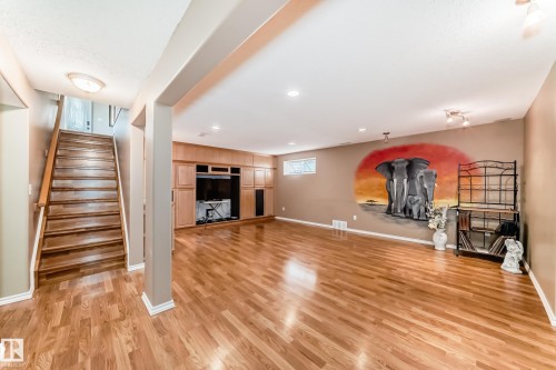 40 Heritage Crescent, Stony Plain, AB - Indoor Photo Showing Other Room
