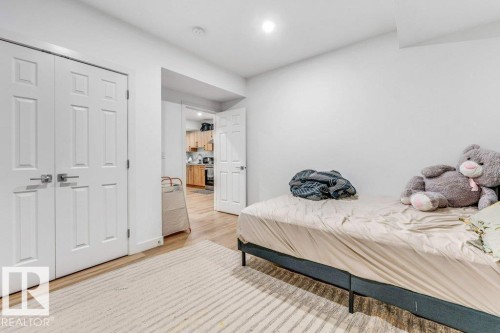 1459 Cherniak Way, Edmonton, AB - Indoor Photo Showing Bedroom