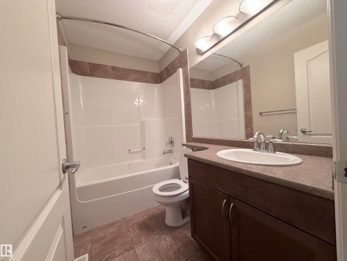 3027 26 Avenue Nw, Edmonton, AB 