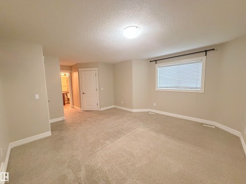3027 26 Avenue Nw, Edmonton, AB 