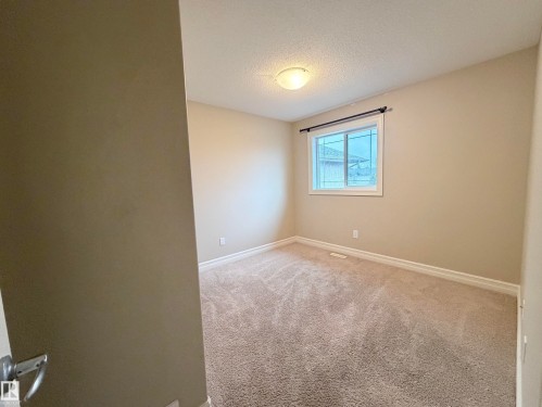 Third bedroom - 3027 26 Avenue Nw, Edmonton, AB 