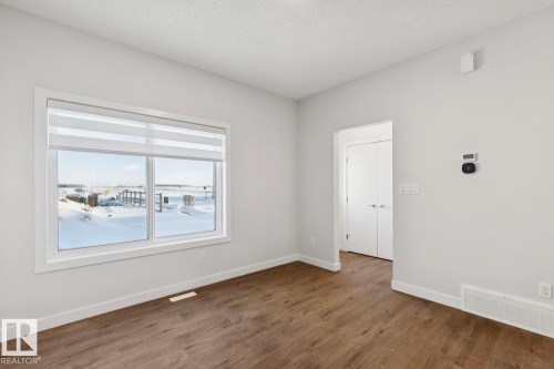 1081 Berg Place, Leduc, AB - Indoor Photo Showing Other Room