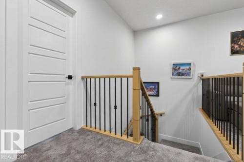 371 Bluff Cv, Leduc, AB - Indoor Photo Showing Other Room