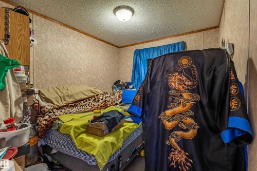 Image quality insufficient for description - 1529 Range Road 272 Rural Parkland County, Alberta, Rural Parkland County, AB - Indoor