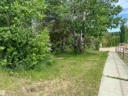 5128 50 Street  Sangudo, AB T0A 2A0