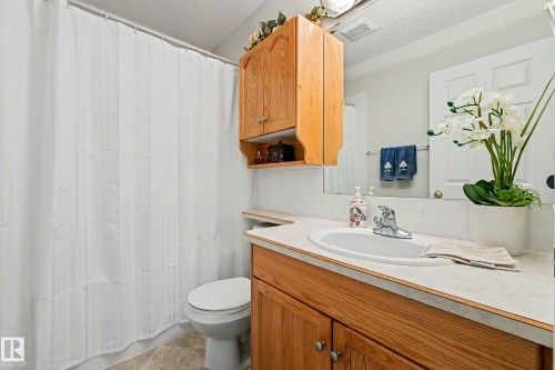 #206 7000 Northview Dr, Wetaskiwin, AB - Indoor Photo Showing Bathroom