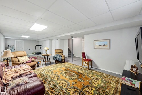 #206 7000 Northview Dr, Wetaskiwin, AB - Indoor