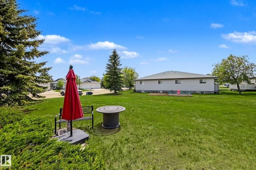 #206 7000 Northview Dr, Wetaskiwin, AB - Outdoor