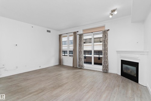 902 9939 109 Street, Edmonton, AB - Indoor Photo Showing Other Room