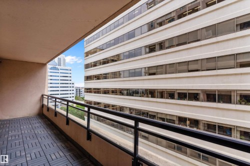 902 9939 109 Street, Edmonton, AB -  With Balcony With Exterior