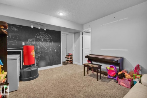 29 13215 153 Avenue, Edmonton, AB - Indoor Photo Showing Other Room
