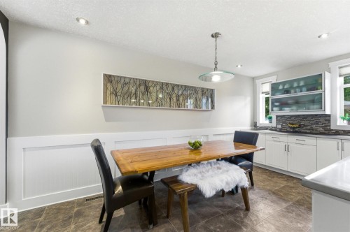 5400 49 Street, Stony Plain, AB - Indoor Photo Showing Dining Room