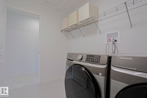28 Rosewood Way, St. Albert, AB - Indoor Photo Showing Laundry Room