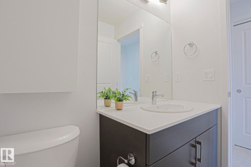 28 Rosewood Way, St. Albert, AB - Indoor Photo Showing Bathroom