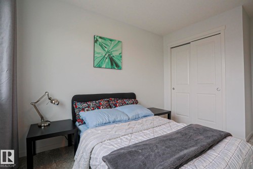 28 Rosewood Way, St. Albert, AB - Indoor Photo Showing Bedroom