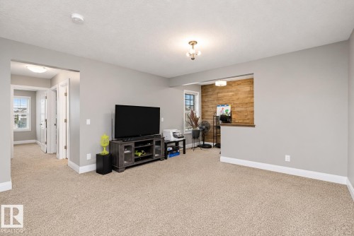 153 Sturtz Bend, Leduc, AB - Indoor