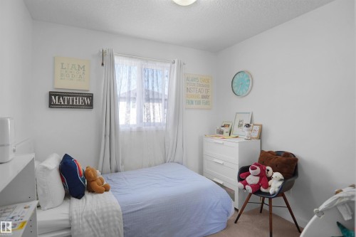 16804 53 Street, Edmonton, AB - Indoor Photo Showing Bedroom