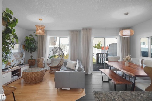 16804 53 Street, Edmonton, AB - Indoor