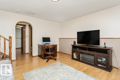 4923 11A Avenue, Edmonton, AB - Indoor
