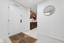 Mudroom/Entrance Foyer - 