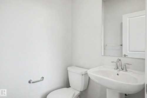 21120 25 Ave Nw, Edmonton, AB - Indoor Photo Showing Bathroom