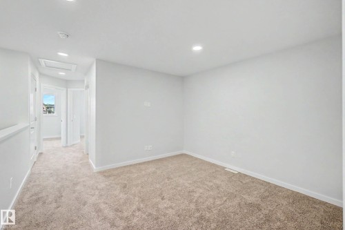 21120 25 Ave Nw, Edmonton, AB - Indoor Photo Showing Other Room