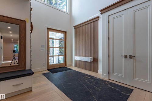 12306 39 Avenue Nw, Edmonton, AB - Indoor Photo Showing Other Room