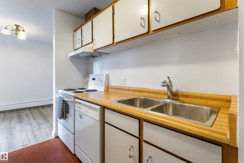206 11011 86 Avenue, Edmonton, AB 