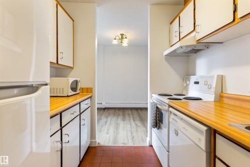 206 11011 86 Avenue, Edmonton, AB 