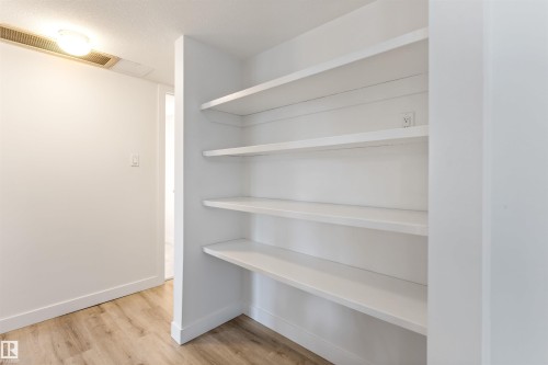 206 11011 86 Avenue, Edmonton, AB 