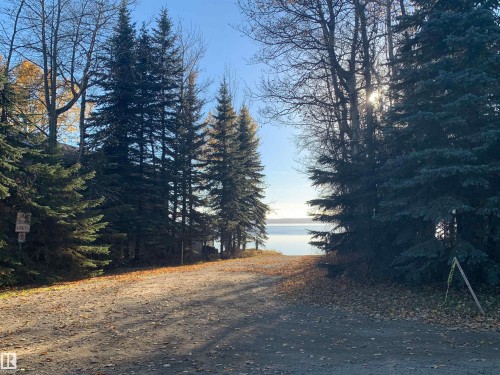 B16 Beach Avenue, Rural Leduc County, AB 