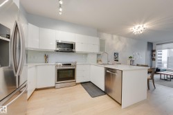 2004 10152 104 Street Edmonton, AB T5J 0B6