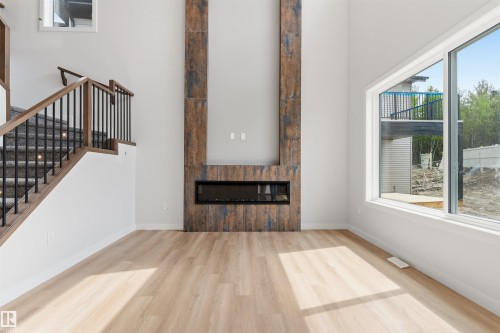 18 Meadowgrove Landing, Spruce Grove, AB - Indoor With Fireplace