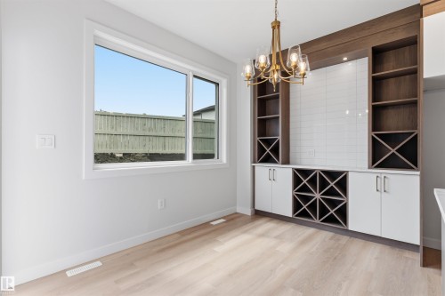 18 Meadowgrove Landing, Spruce Grove, AB - Indoor Photo Showing Other Room