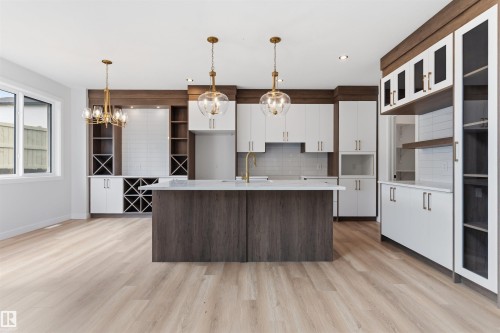 18 Meadowgrove Landing, Spruce Grove, AB - Indoor Photo Showing Kitchen