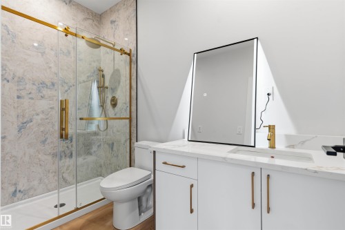 18 Meadowgrove Landing, Spruce Grove, AB - Indoor Photo Showing Bathroom
