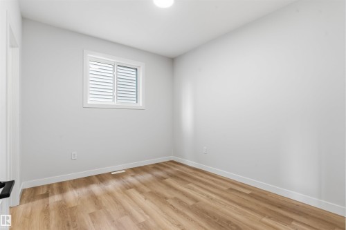 18 Meadowgrove Landing, Spruce Grove, AB - Indoor Photo Showing Other Room
