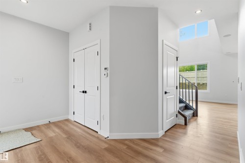 18 Meadowgrove Landing, Spruce Grove, AB - Indoor Photo Showing Other Room