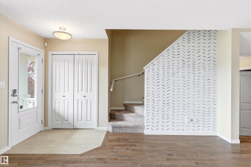 2241 Price Lane, Edmonton, AB - Indoor Photo Showing Other Room