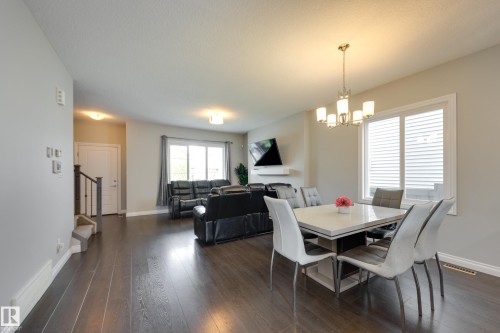 6687 Cardinal Road, Edmonton, AB - Indoor Photo Showing Dining Room
