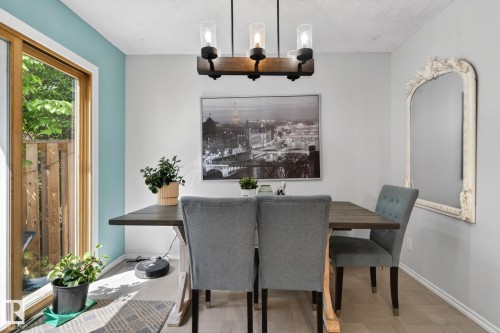 5511 51 Avenue, Beaumont, AB - Indoor Photo Showing Dining Room