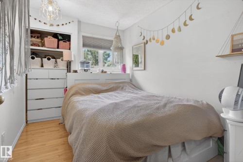 5511 51 Avenue, Beaumont, AB - Indoor Photo Showing Bedroom