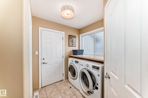 15529 47A Street, Edmonton, AB 