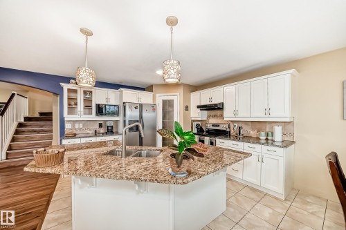 15529 47A Street, Edmonton, AB 