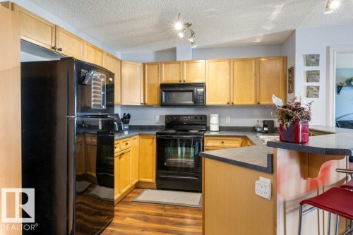 314 13710 150 Avenue, Edmonton, AB - Indoor Photo Showing Kitchen
