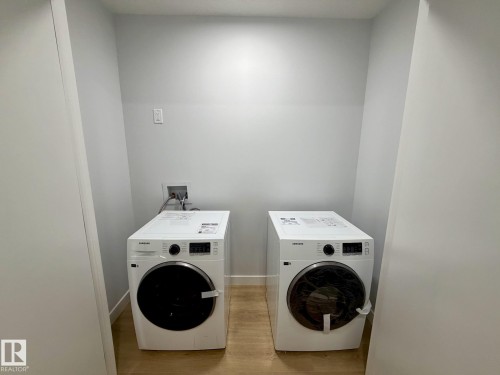 Garage 137 29 Street Sw, Edmonton, AB - Indoor Photo Showing Laundry Room